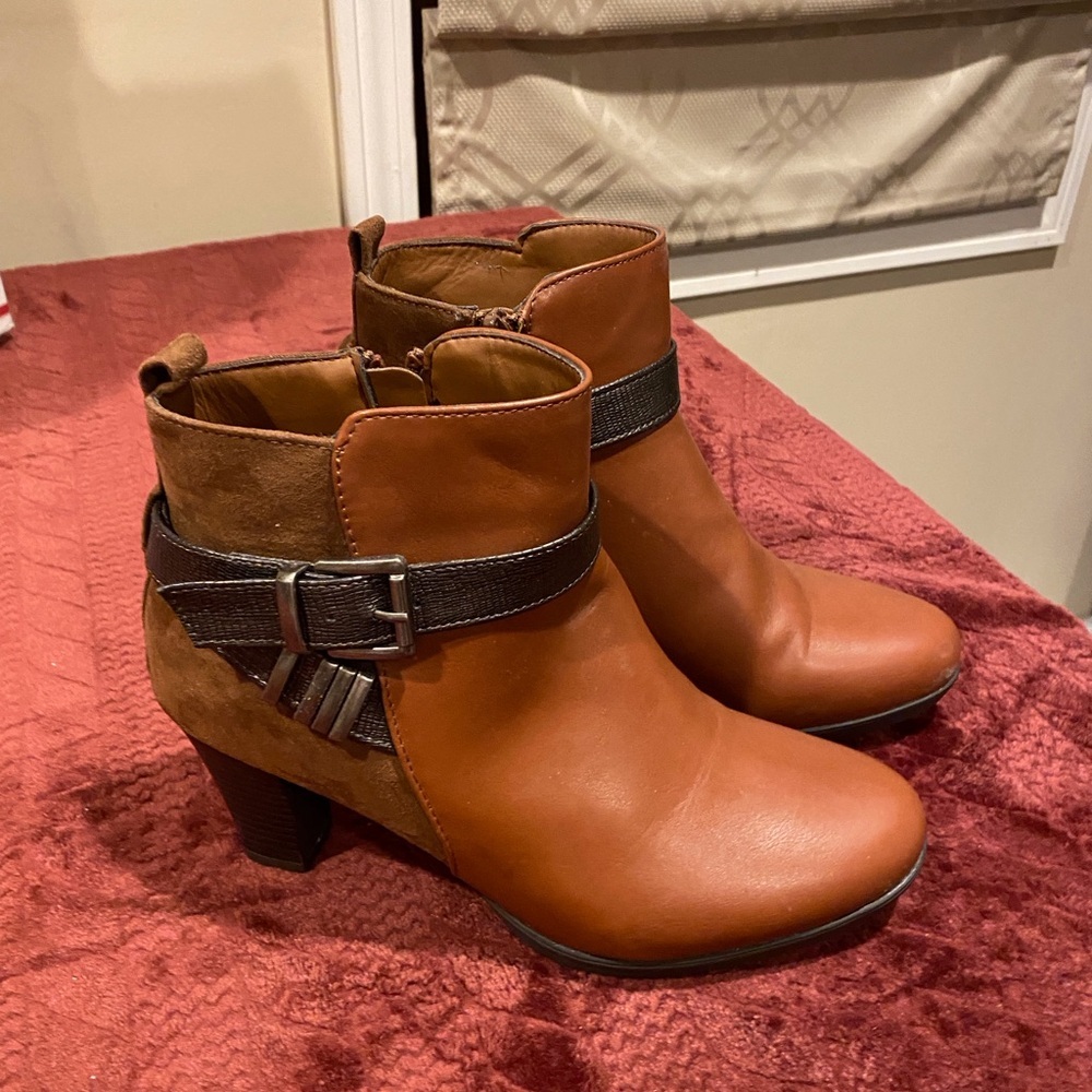 My Soft  zipper booties. Size 8​